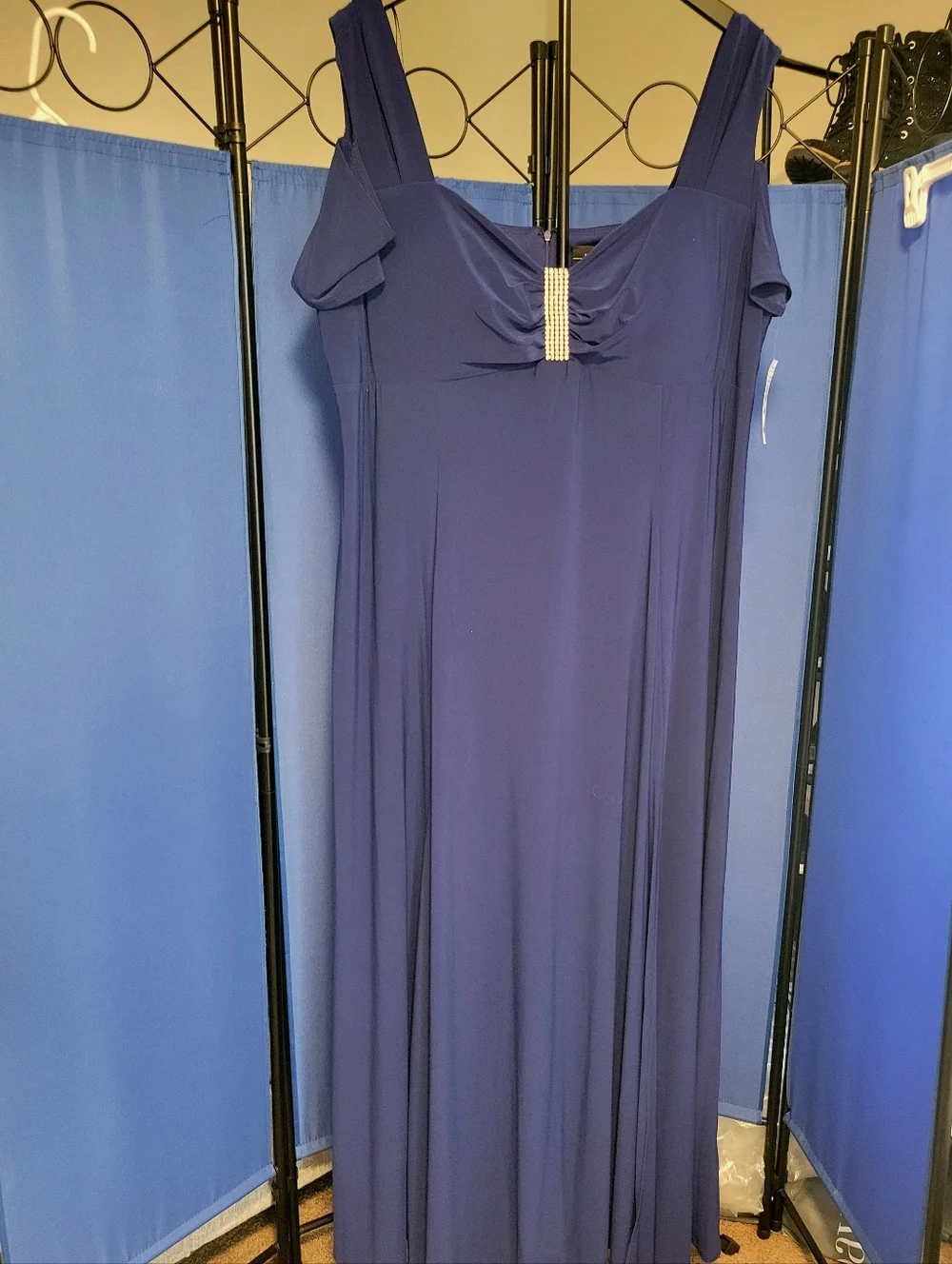 Elegant Royal Blue Cold-Shoulder Evening Gown